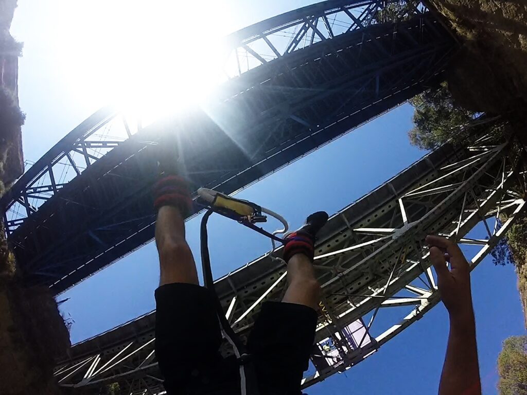 bungee jumping at corinth canal