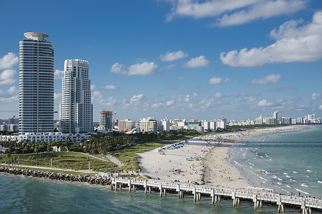 Η παραλία στο Μαϊάμι των ΗΠΑ - Miami beach