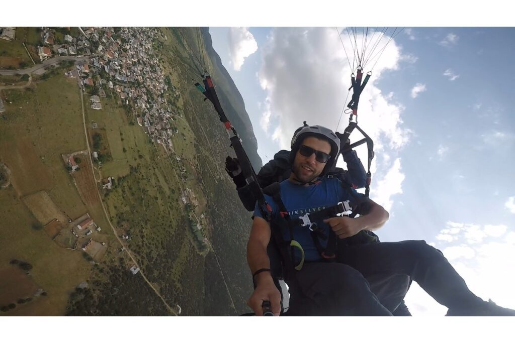 paragliding flight